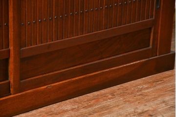 アンティーク家具　アンティーク 前面欅材!重厚な六尺水屋箪笥(食器棚、収納棚)