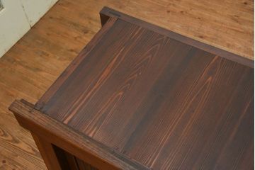 アンティーク家具　アンティーク 前面欅材!重厚な六尺水屋箪笥(食器棚、収納棚)