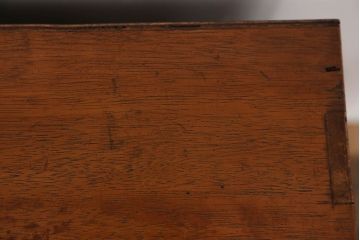 レトロ家具　昭和レトロ ネームプレート付き 34杯 アンティーク小引き出し