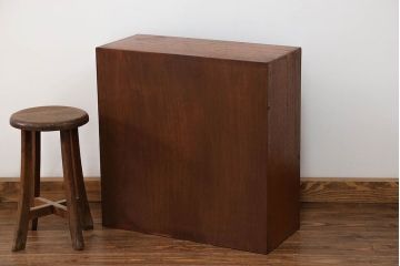 レトロ家具　昭和レトロ ネームプレート付き 34杯 アンティーク小引き出し