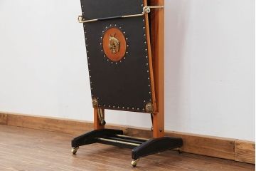 アンティーク雑貨　ジャンク品 イタリア製 豪華な作りのパンツプレスハンガー(ズボンプレッサー)