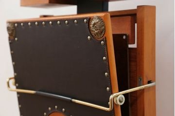 アンティーク雑貨　ジャンク品 イタリア製 豪華な作りのパンツプレスハンガー(ズボンプレッサー)