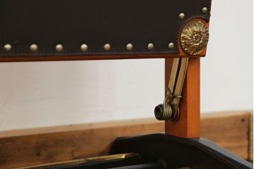 アンティーク雑貨　ジャンク品 イタリア製 豪華な作りのパンツプレスハンガー(ズボンプレッサー)