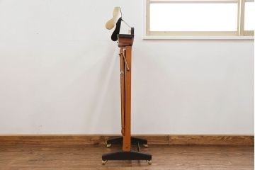 アンティーク雑貨　ジャンク品 イタリア製 豪華な作りのパンツプレスハンガー(ズボンプレッサー)