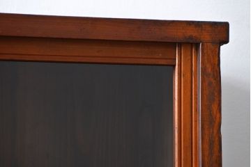 アンティーク家具　アンティーク 古い木のシンプルな二段重ね収納棚 (書棚、食器棚)