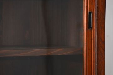 アンティーク家具　アンティーク 古い木のシンプルな二段重ね収納棚 (書棚、食器棚)