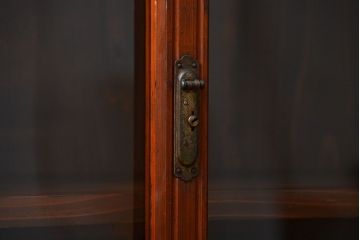 アンティーク家具　アンティーク 古い木のシンプルな二段重ね収納棚 (書棚、食器棚)