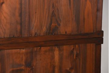 アンティーク家具　アンティーク 古い木のシンプルな二段重ね収納棚 (書棚、食器棚)