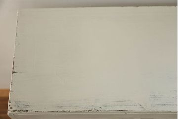 アンティーク家具　アンティークペイント ダイヤガラス入りのブックケース(本箱、収納棚)