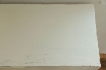 アンティーク家具　アンティークペイント ダイヤガラス入りのブックケース(本箱、収納棚)