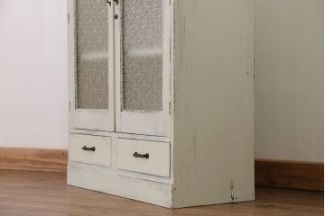 アンティーク家具　アンティークペイント ダイヤガラス入りのブックケース(本箱、収納棚)