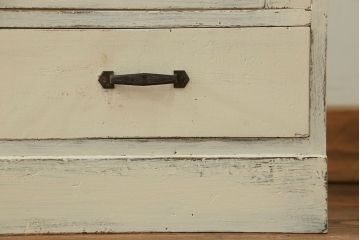 アンティーク家具　アンティークペイント ダイヤガラス入りのブックケース(本箱、収納棚)