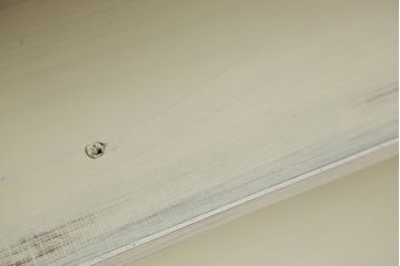 アンティーク家具　アンティークペイント ダイヤガラス入りのブックケース(本箱、収納棚)