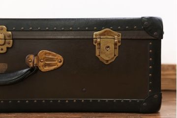 アンティーク雑貨　アンティーク レトロなトランク