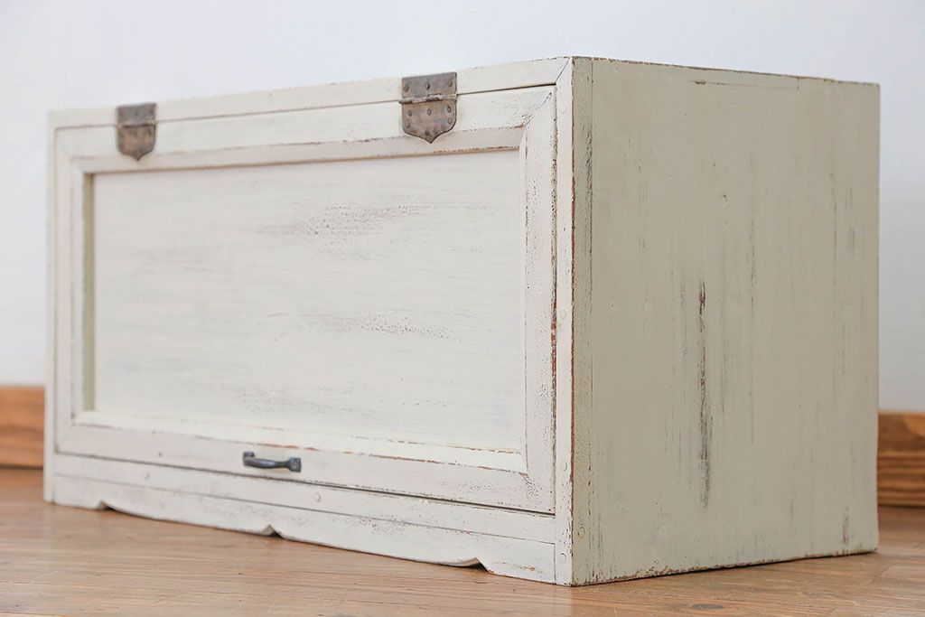 アンティーク家具　アンティークペイント 上開戸の引き出し付き収納棚(ローボード)