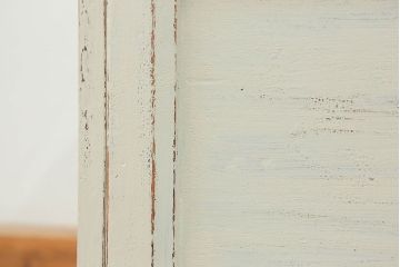 アンティーク家具　アンティークペイント 上開戸の引き出し付き収納棚(ローボード)