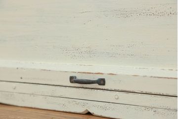 アンティーク家具　アンティークペイント 上開戸の引き出し付き収納棚(ローボード)