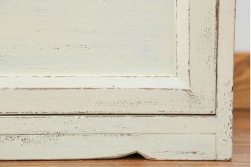 アンティーク家具　アンティークペイント 上開戸の引き出し付き収納棚(ローボード)