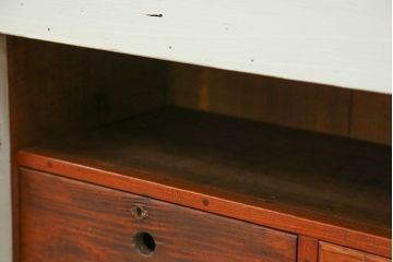 アンティーク家具　アンティークペイント 上開戸の引き出し付き収納棚(ローボード)