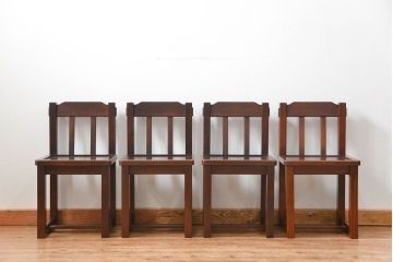中古 杢目の美しいニレ材 重厚な囲炉裏ダイニングテーブルとダイニングチェア4脚セット