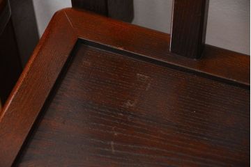 中古 杢目の美しいニレ材 重厚な囲炉裏ダイニングテーブルとダイニングチェア4脚セット