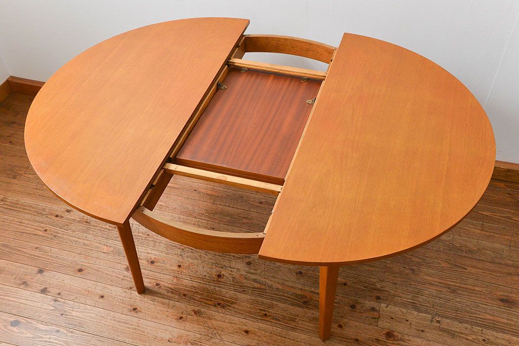 ヴィンテージ家具　北欧ビンテージ　丸型エクステンションテーブル