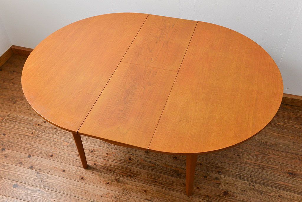ヴィンテージ家具　北欧ビンテージ　丸型エクステンションテーブル