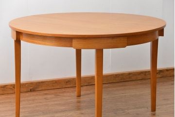 ヴィンテージ家具　北欧ビンテージ　丸型エクステンションテーブル