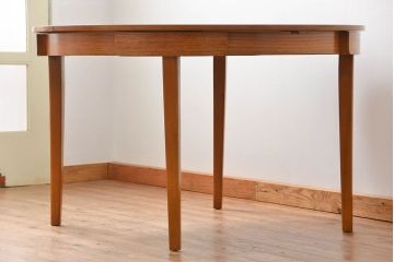 ヴィンテージ家具　北欧ビンテージ　丸型エクステンションテーブル