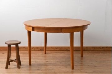 ヴィンテージ家具　北欧ビンテージ　丸型エクステンションテーブル