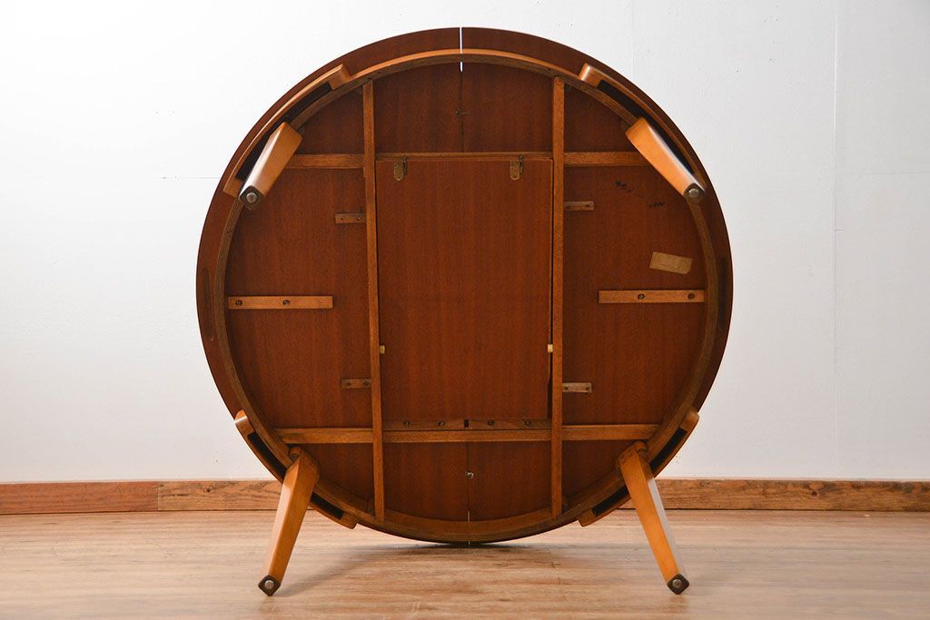 ヴィンテージ家具　北欧ビンテージ　丸型エクステンションテーブル