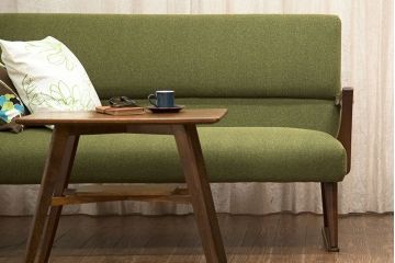 レトロ家具　アンティーク　レトロなデザインの3Pソファ