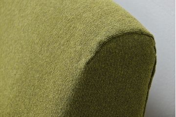 レトロ家具　アンティーク　レトロなデザインの3Pソファ