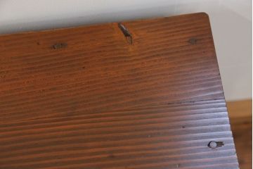 アンティーク家具　アンティーク モールガラス入り!小振りなサイドテーブル(3)(収納棚)