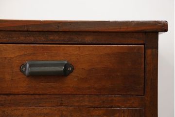 アンティーク家具　アンティーク モールガラス入り!小振りなサイドテーブル(3)(収納棚)