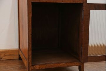 アンティーク家具　アンティーク モールガラス入り!小振りなサイドテーブル(3)(収納棚)