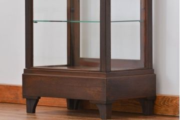 アンティーク家具　アンティーク 小振りな縦型ガラスケース(ショーケース)　