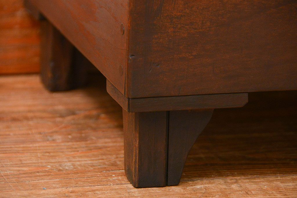 アンティーク家具　アンティーク 小振りな縦型ガラスケース(ショーケース)　