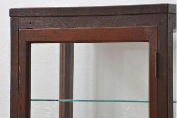 アンティーク家具　アンティーク 小振りな縦型ガラスケース(ショーケース)　