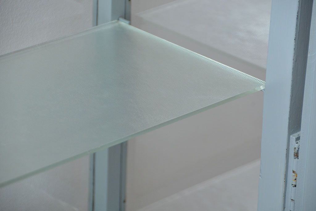 アンティーク家具　アンティークペイント 六面ガラスケビント(ガラスケース、ショーケース)