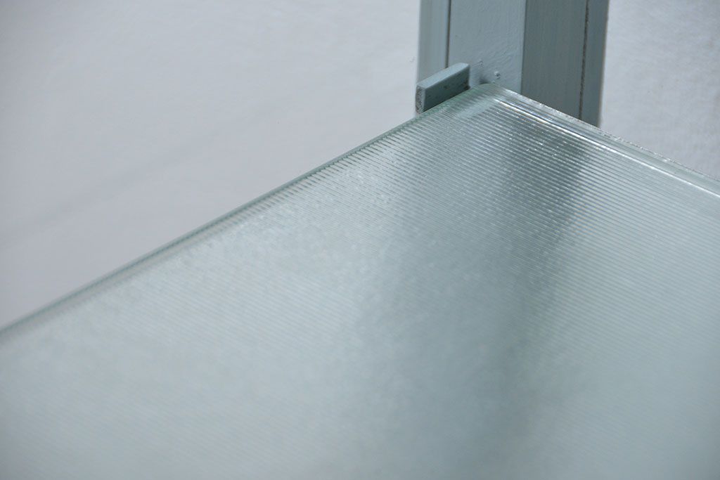 アンティーク家具　アンティークペイント 六面ガラスケビント(ガラスケース、ショーケース)