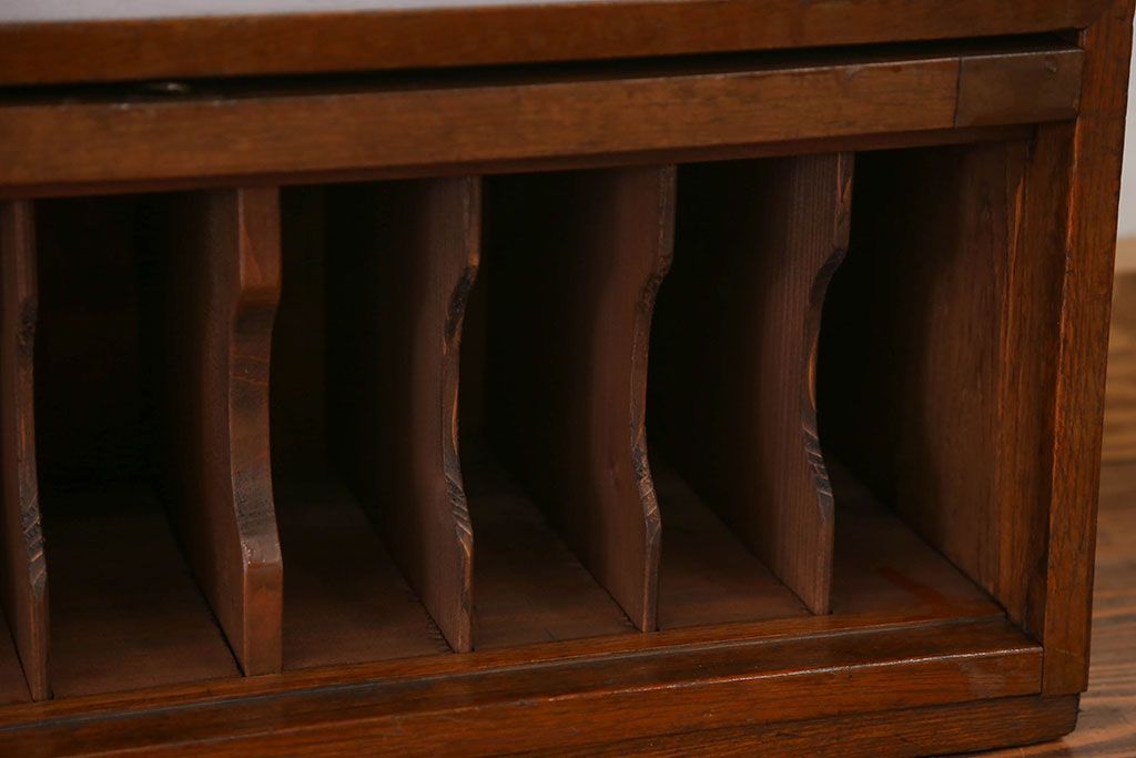 アンティーク家具　アンティーク 古いナラ材の上開き戸卓上本棚(書類棚、収納棚)