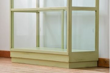 アンティーク家具　アンティークペイント!シンプルなガラスケース(ショーケース)
