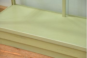 アンティーク家具　アンティークペイント!シンプルなガラスケース(ショーケース)