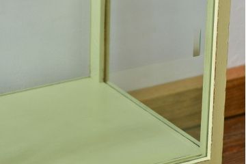 アンティーク家具　アンティークペイント!シンプルなガラスケース(ショーケース)