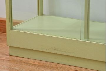 アンティーク家具　アンティークペイント!シンプルなガラスケース(ショーケース)