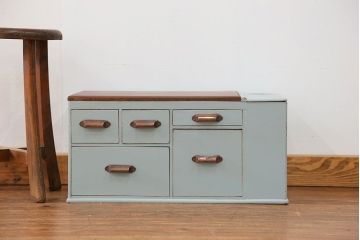 アンティーク家具　アンティークペイント 上蓋付き 5杯小引き出し