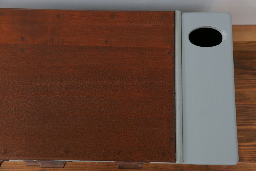 アンティーク家具　アンティークペイント 上蓋付き 5杯小引き出し