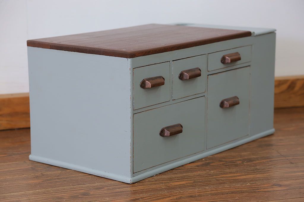 アンティーク家具　アンティークペイント 上蓋付き 5杯小引き出し