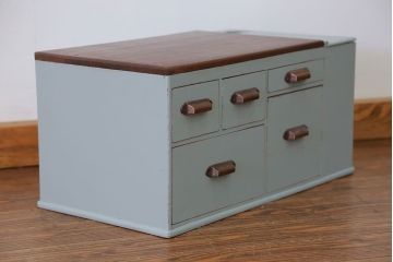 アンティーク家具　アンティークペイント 上蓋付き 5杯小引き出し